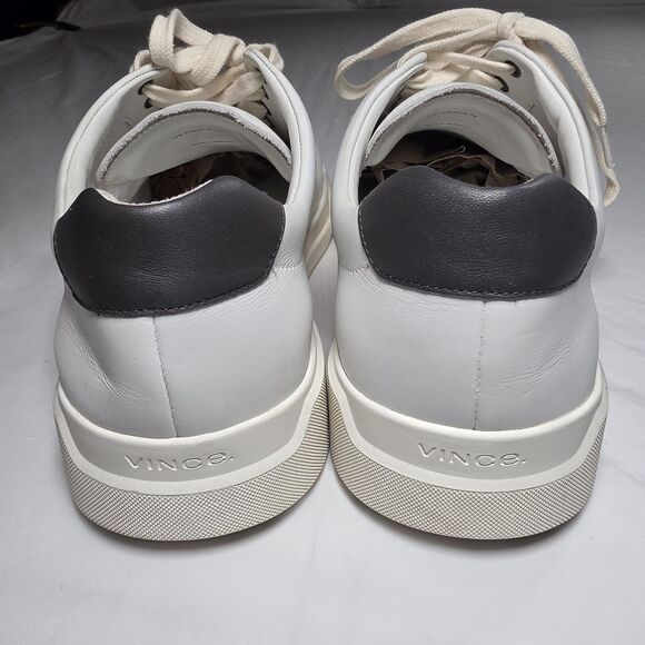 Vince Leather Shoes Mens Size 10 White Low Top Casual Comfort Sneakers